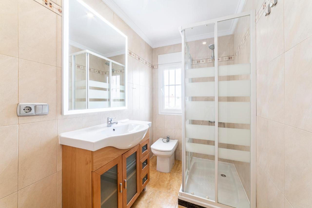 Trendy Homes Chumberas Seaview Apartment
